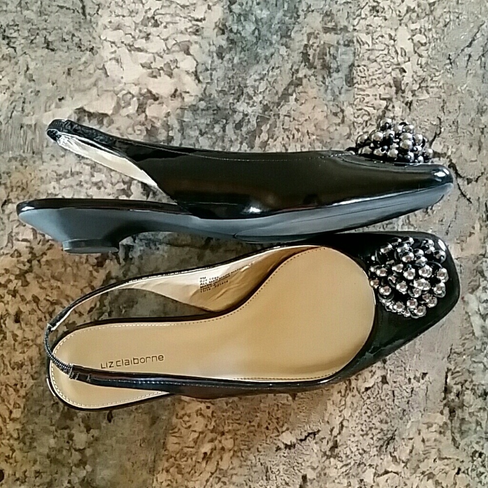 💕LIZ CLAIBORNE💕Patent Shoes